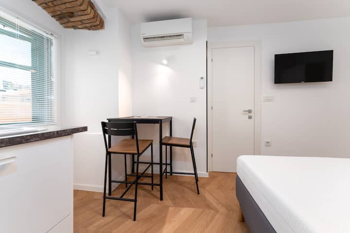 1266064a-05b2-4387-800b-f271b1153ba3