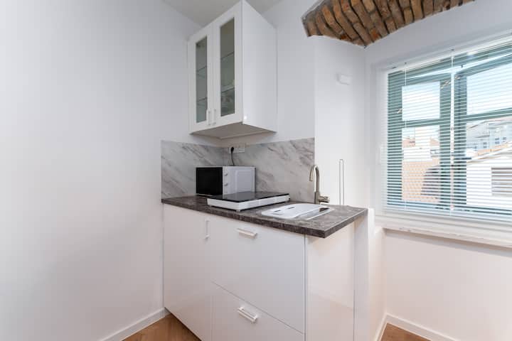 1ab0f013-25d5-4ade-a423-d5e3514a6b79