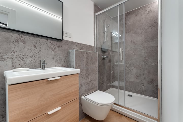 7ebb342c-a60c-4f93-af65-26d8e13edba0