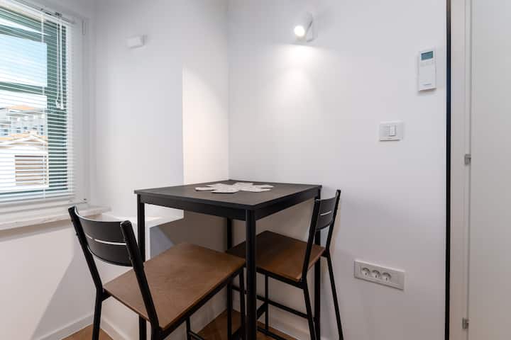 e2d2ac7c-77cf-4621-bc4c-6e95b8b483ad